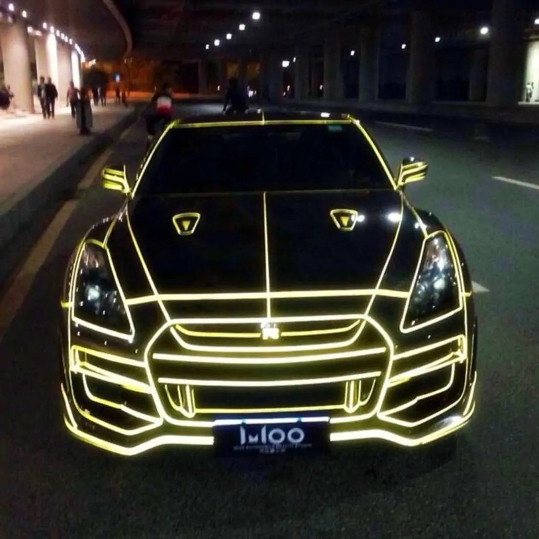 Car with yellow reflective stripes with 3M 680 Coloured Engineering Reflective