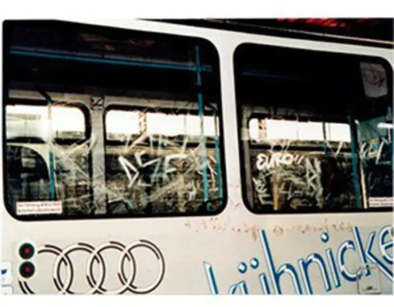 Bus window with 3M AG-4, AG-6 UV-Block Anti-Graffiti film